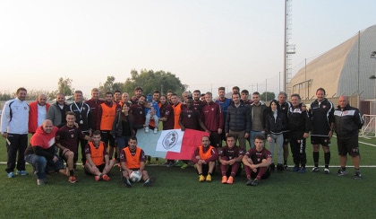 us angri 1927 con dirigenti e giocatori salernitana